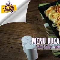 Yang suka banget makan gorengan saat buka puasa, bikin tahu crispy tabur bawang aja... (Foto: Bambang E. Ros/Bintang.com, Digital Imaging: M. Iqbal Nurfajri/Bintang.com, Chef: Arum Sari)