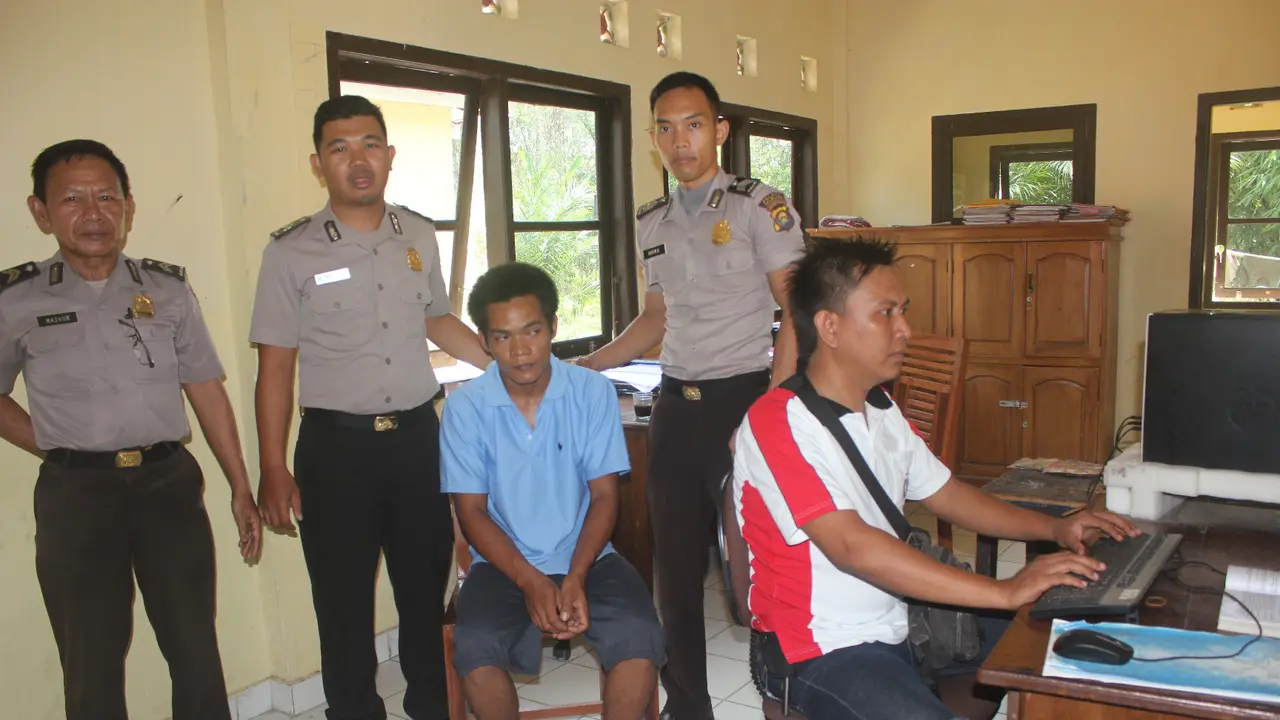 20151119-Bakar istri