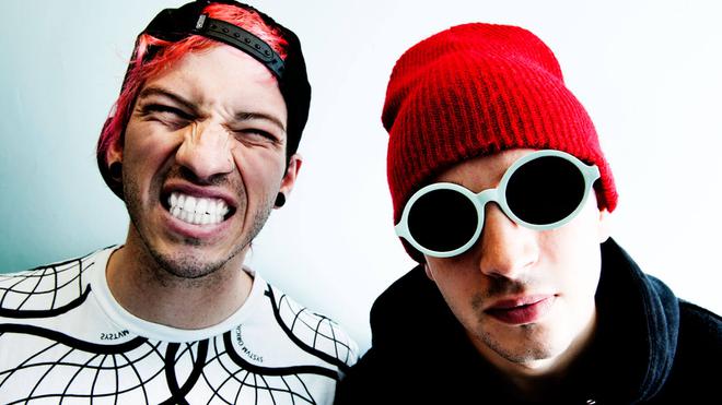 Lirik lagu stressed out twenty one pilots