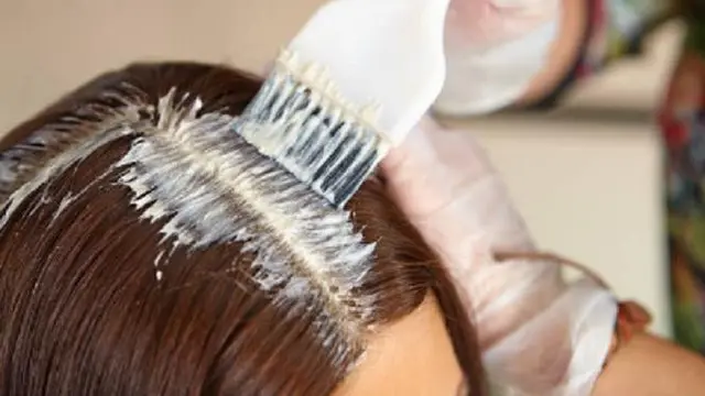 Gemar Mewarnai Rambut, Waspada Penyakit Serius Mengintai Kondisi Kehatan Pengunnanya