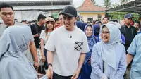 Turun ke Pasar, Kaesang Pangarep Kampanyekan Paslon Lilis-Zaeni di Pilkada Bupati Kebumen