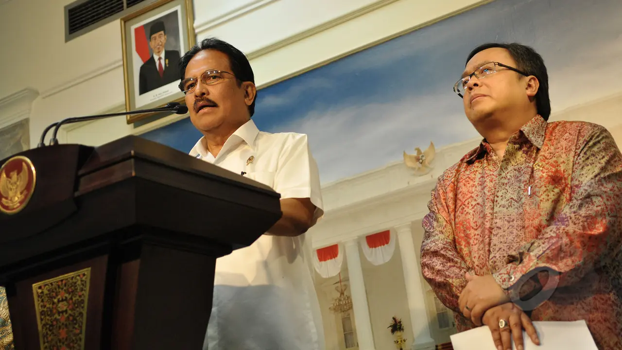 Menko Perekonomian Gelar Jumpa Pers Usai Rapat Nilai Tukar Rupiah