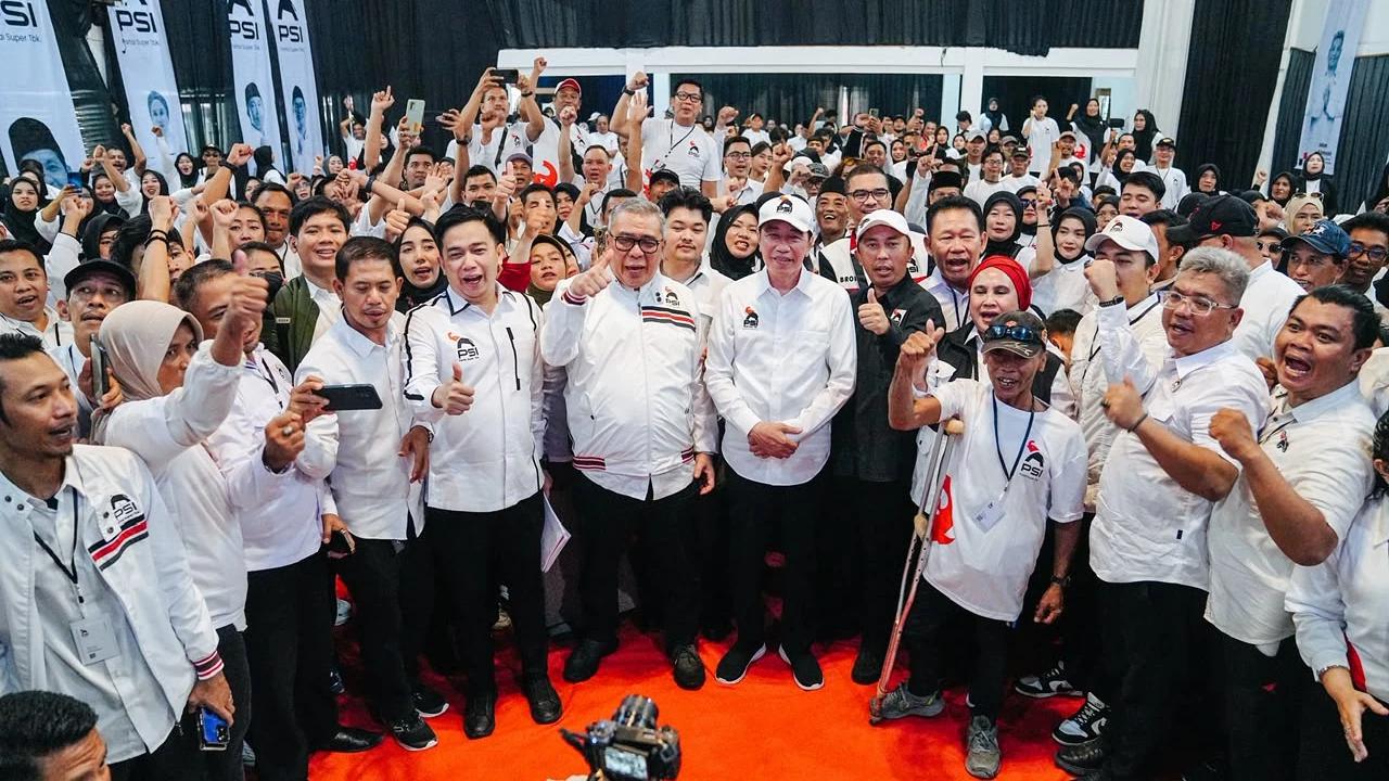 Jokowi Minta Kader PSI Hidupkan Mesin Partai hingga Tingkat Desa, Bidik Hasil Besar di Pemilu 2029