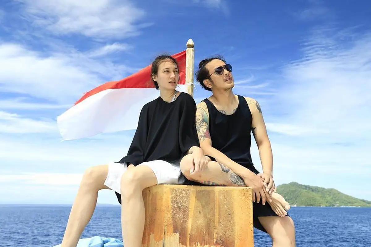 [Fimela] Nadine Chandrawinata dan Dimas Anggara