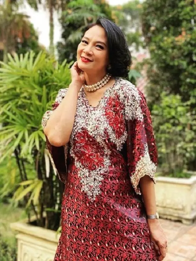 Dian Nitami (Foto: Instagram/@bu_deedee)