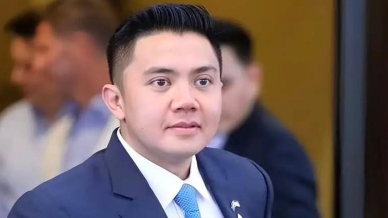 VIDEO: Seskab Teddy Naik Pangkat Jadi Letkol, Kena Skakmat Jenderal TNI PDIP