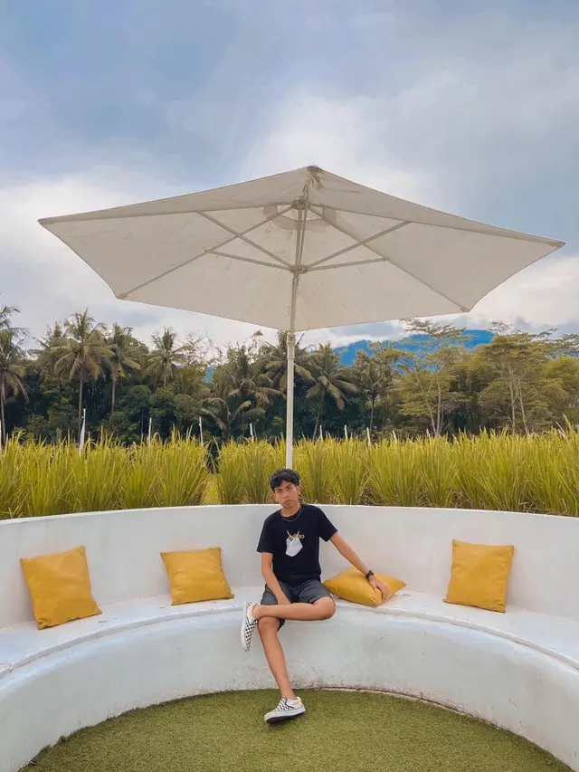 Selebgram Fahrezaos