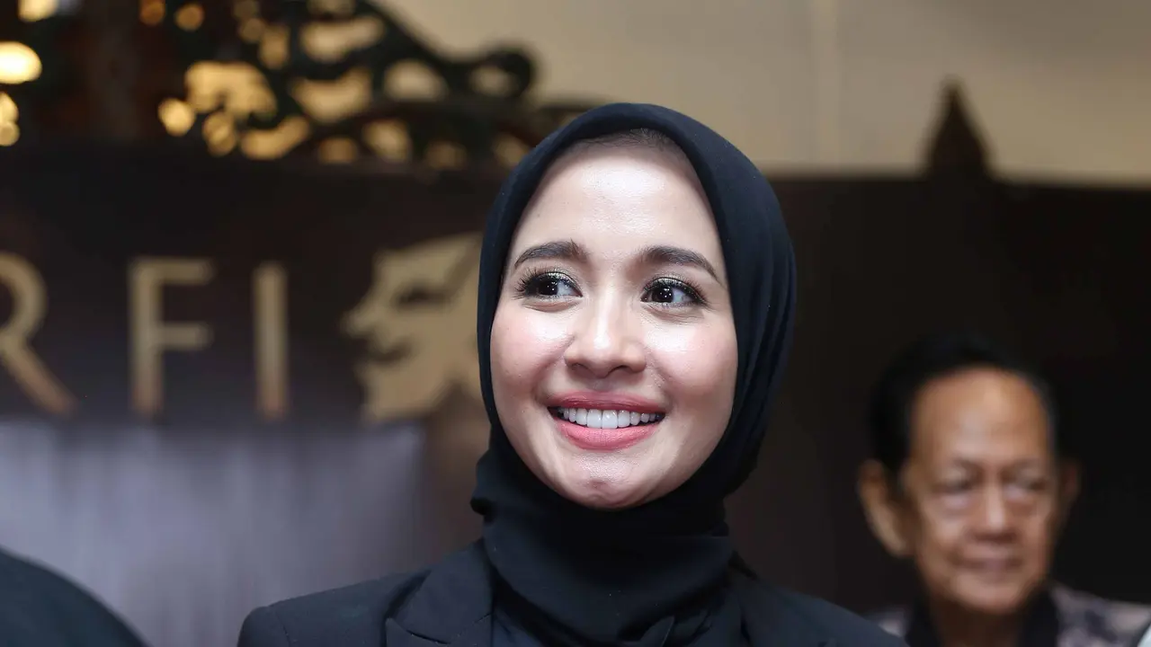 [Bintang] Laudya Cynthia Bella