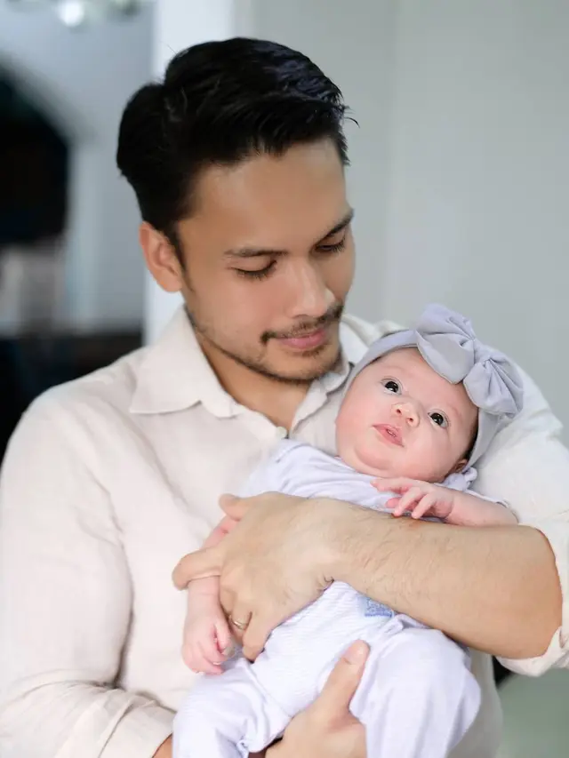 Randy Pangalila dan Blair Willow Pangalila. (Foto: Instagram @randpunk)