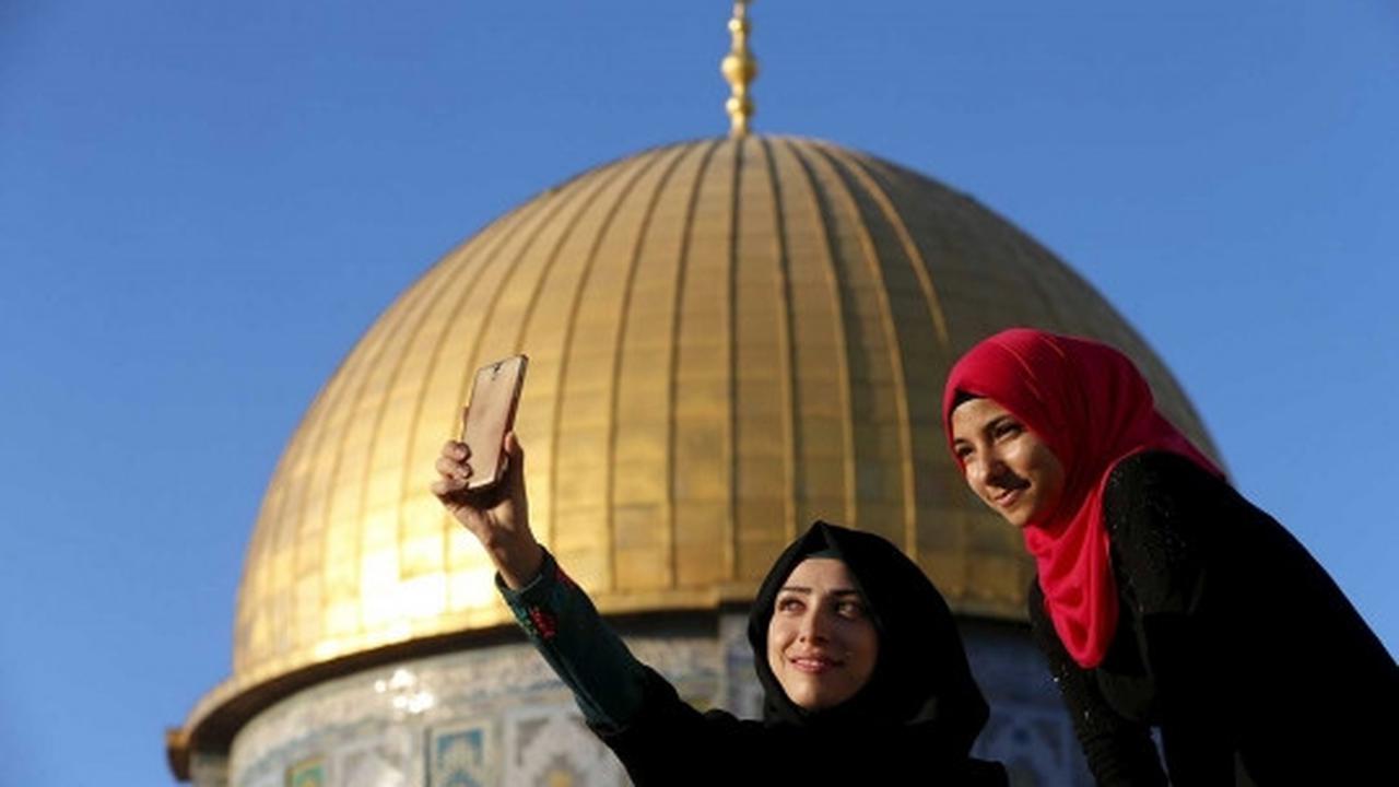 Ramadan, demam selfie mewabah di Kubah Batu Yerusalem