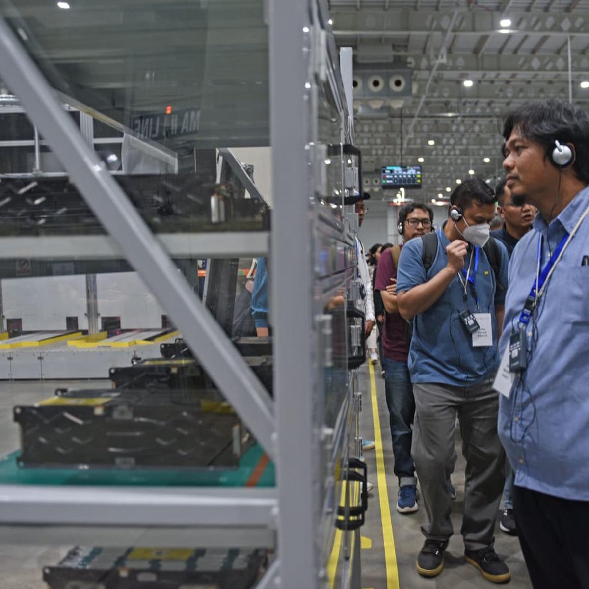 Proses Produksi Baterai Mobil Listrik Hyundai