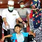 Wali Kota Bengkulu Helmi Hasan menunjukkan kepeduliannya terhadap kaum disabilitas dengan berbagai program dan bantuan langsung. (Liputan6.com/Yuliardi Hardjo)