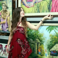 Foto para pemeran sinetron Elif berlibur ke Bali (Deki Prayoga/bintang.com)