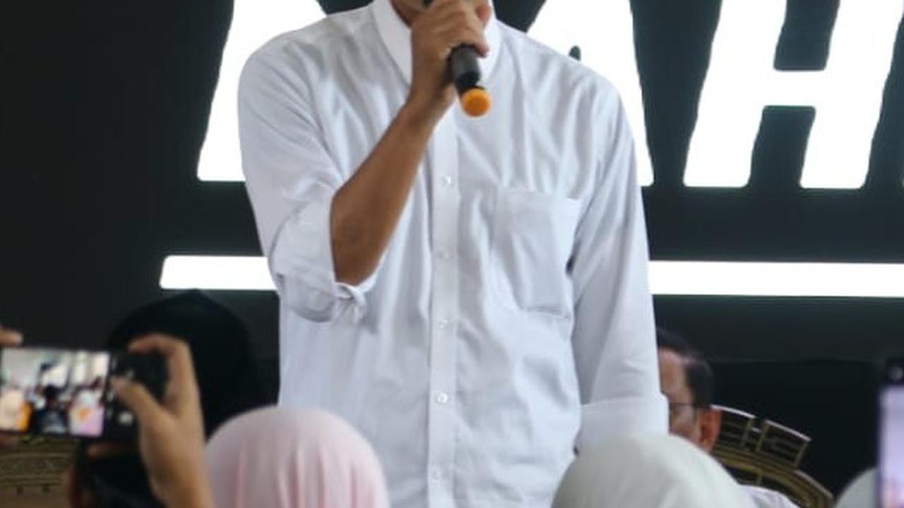 Blusukan ke Pasar Surabaya, Ganjar Paparkan Stategi 'Sat-Set' untuk Stabilkan Harga Pangan