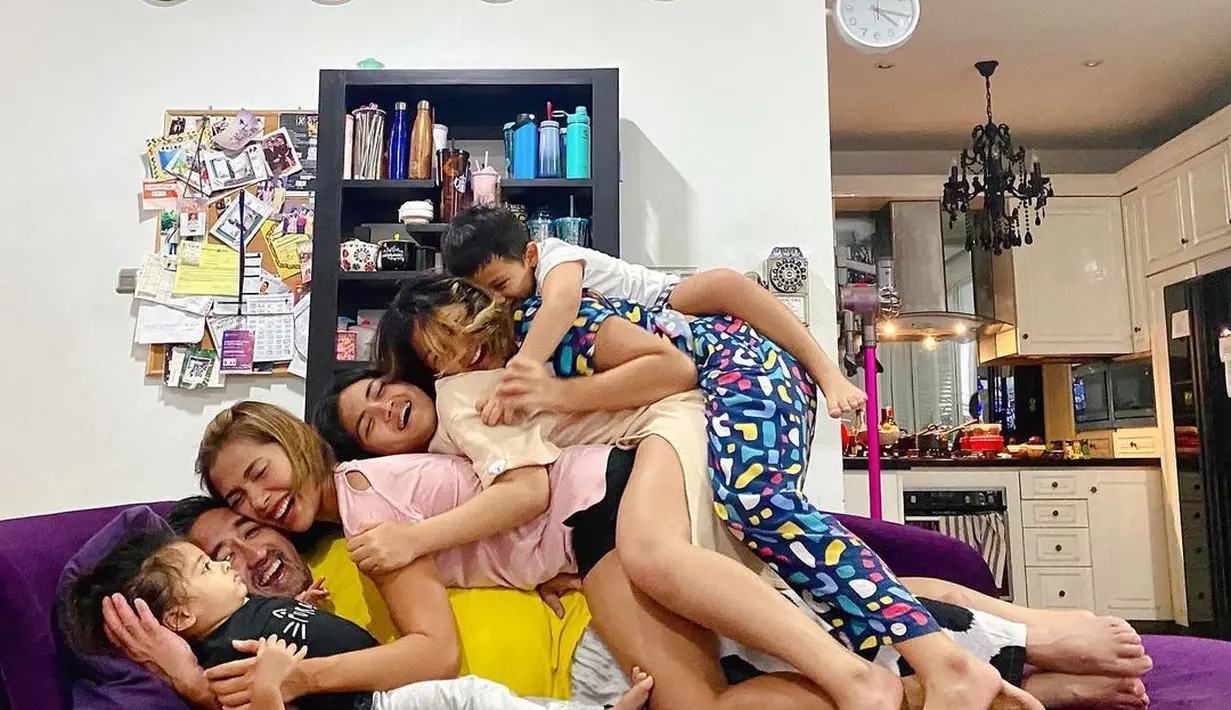 [Instagram/nadiamulya]