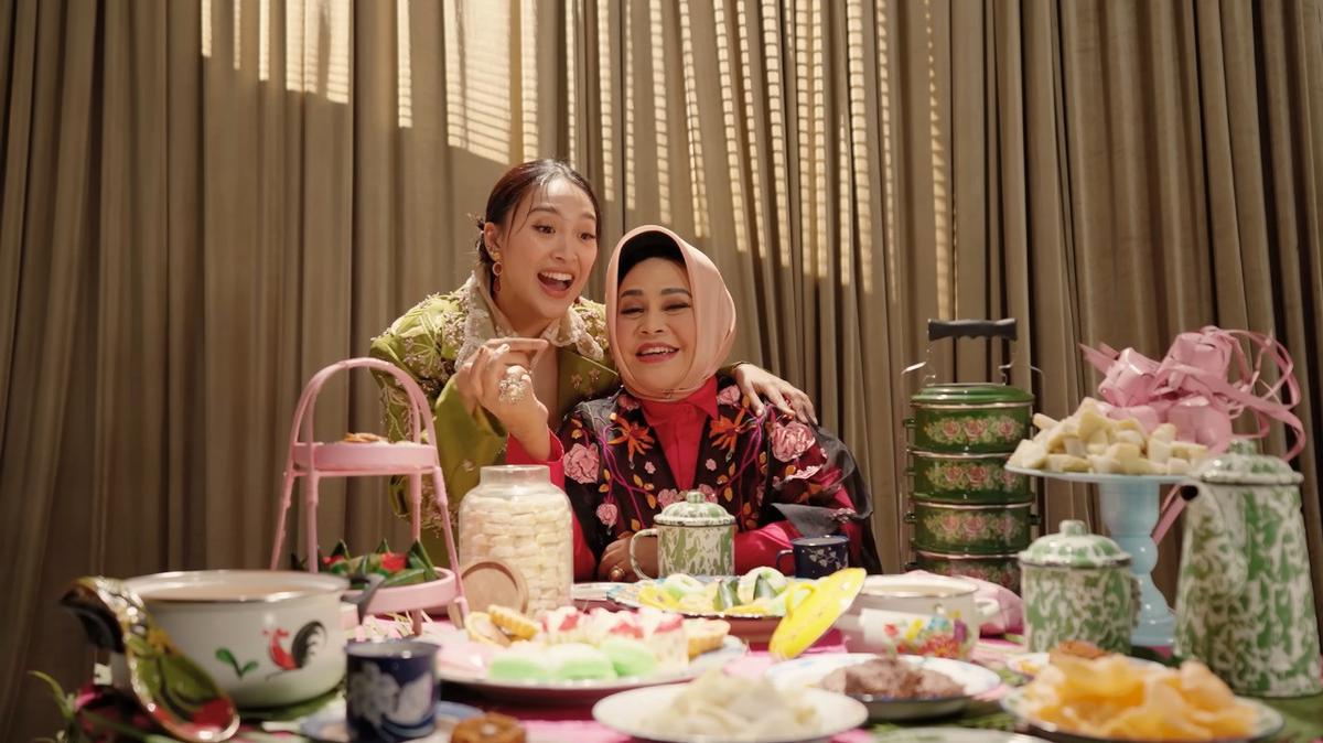 Kolaborasi Pertama Hetty Koes Endang dan Putrinya Afifah Yusuf, Lagu THR Jadi Teman Lebaran