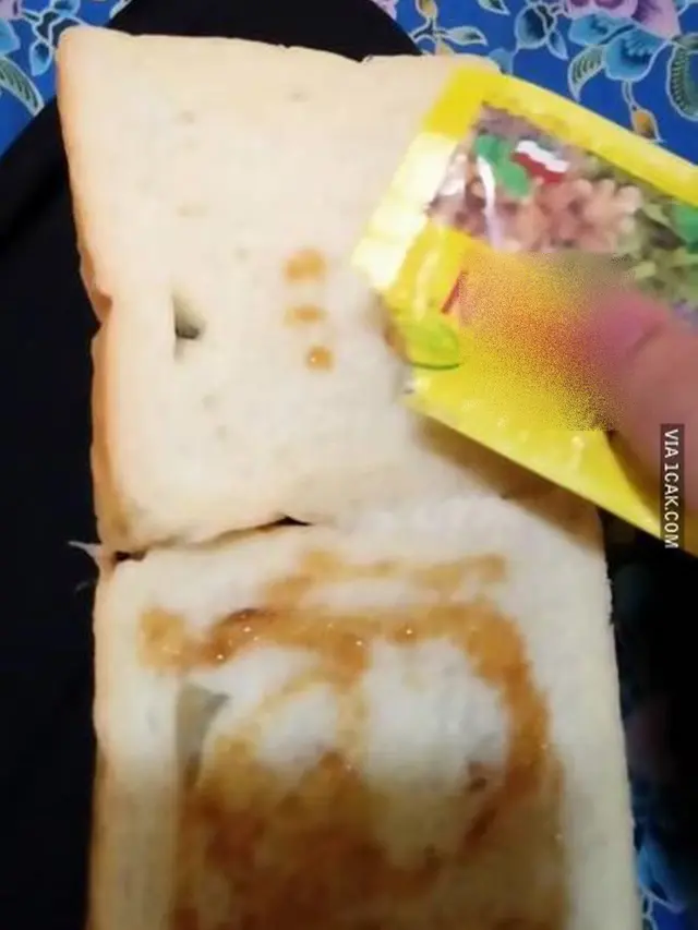 6 Potret Selai Roti Low Budget Ini Bikin Ngakak