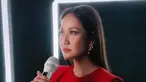 Bunga Citra Lestari atau BCL menyanyikan lagu tema novel Rapijali, "Kinari." (Foto: Instagram @bclsinclair)