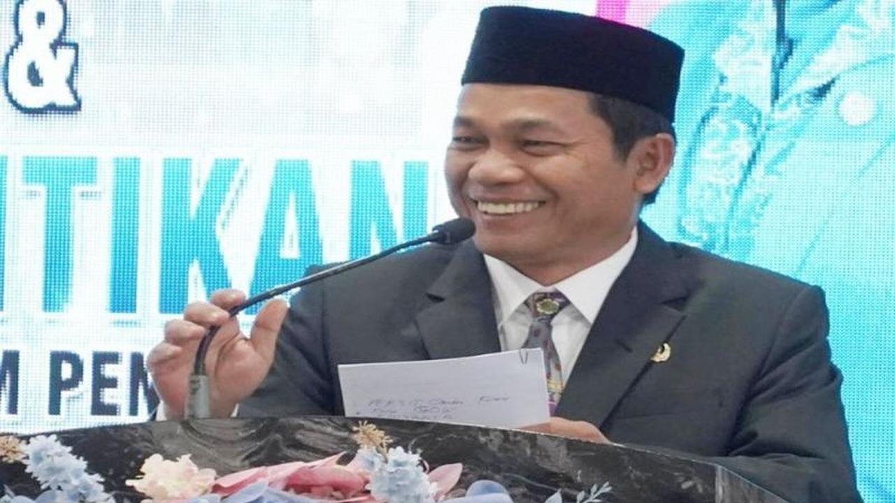 Komitmen Bupati Balangan Lanjutkan Program Beasiswa Seribu Sarjana, Wujudkan SDM Unggul