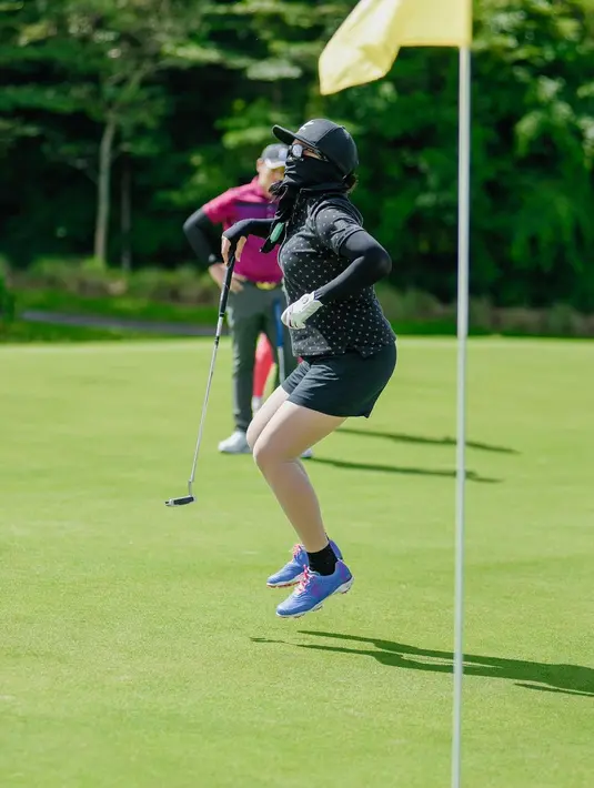 (Instagram/ussypratama)