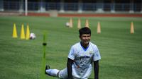 Bek Persib Bandung, Achmad Jufriyanto. (Bola.com/Muhammad Faqih)