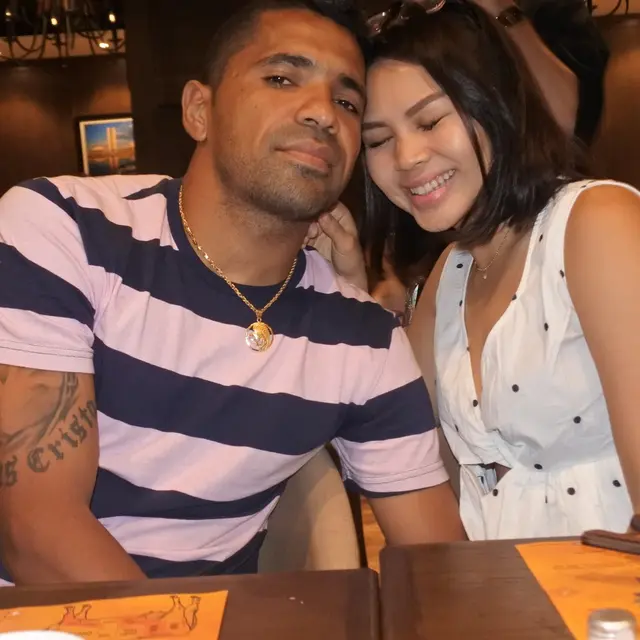 Beto Goncalves dan Dewi Costa