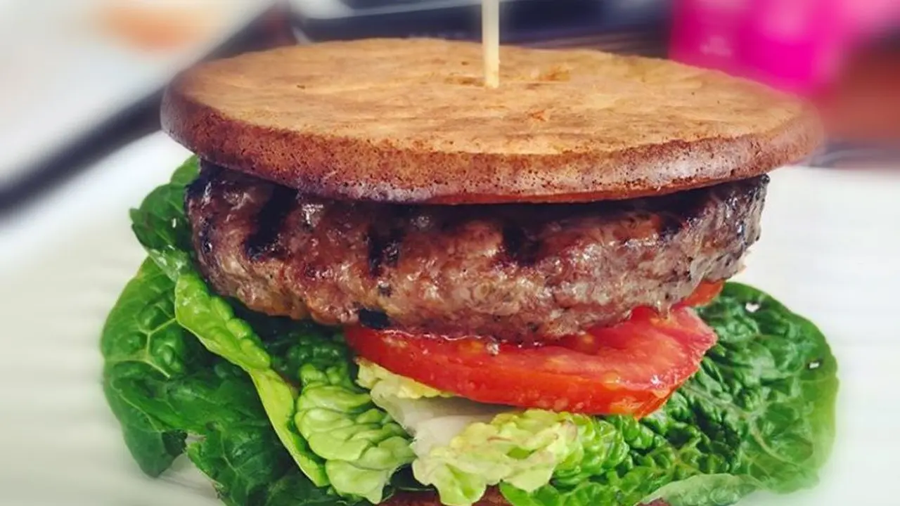 [Bintang] Lebih Sehat, Ini 5 Alternatif Pengganti Roti untuk Hamburger