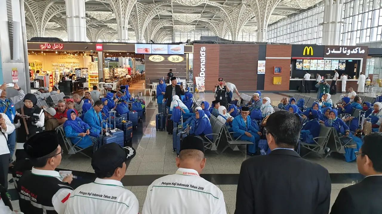 Jemaah Haji Khusus Tiba di Madinah. Denny/MCH
