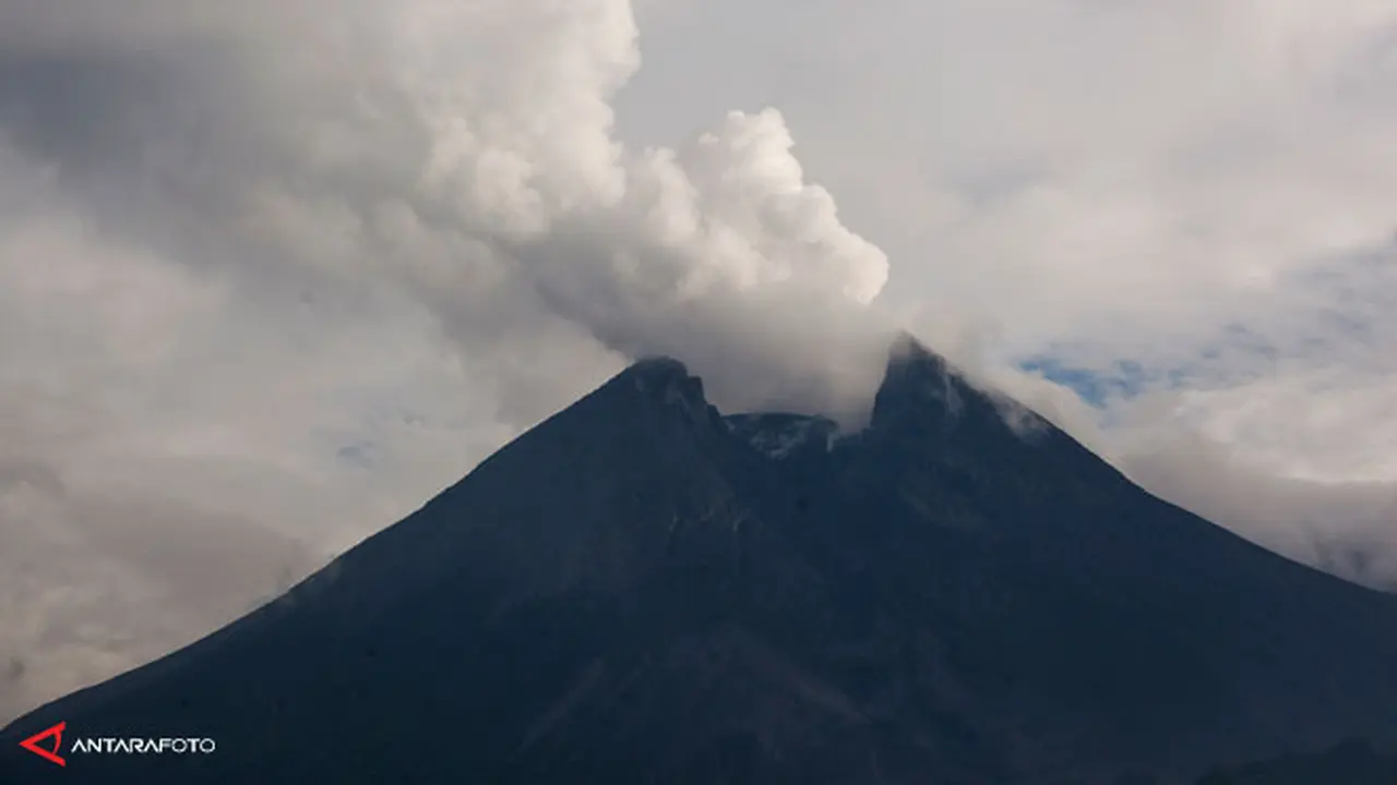 merapi-abu-130820b.jpg