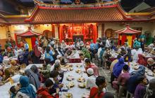 FOTO: Indahnya Toleransi Buka Puasa Bersama Penyandang Disabilitas se-Kota Bogor di Vihara Dhanagun