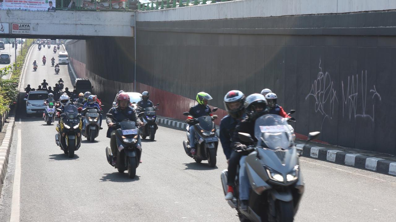 Sunmori Komunitas motor maxi Yamaha dan jurnalis (Foto:YIMM)