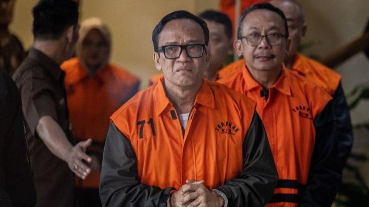 KPK Temukan Empat Ponsel yang Diduga Disembunyikan di Plafon Rumah Immanuel Ebenezer Saat Penggeledahan