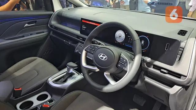 Interior Hyundai Stargazer Cartenz di GIIAS 2025