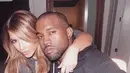 Kanye West sendiri memang sempat menjadi pembicaraan karena sikapnya yang aneh dan menuai kontroversi. (instagram/kimkardashian)