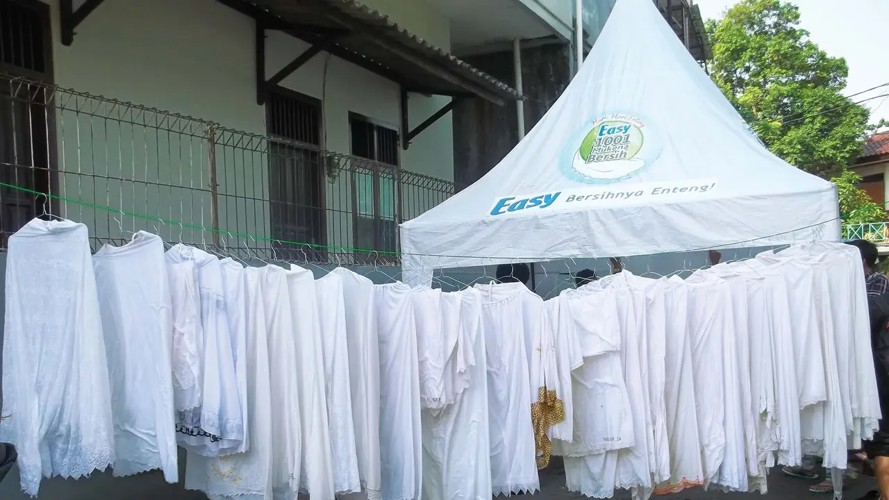 Gerakan 1001 mukena