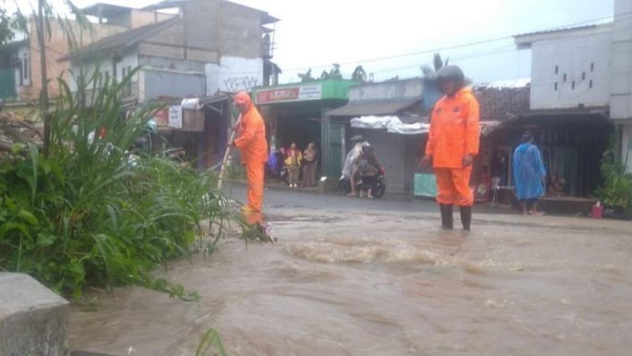 Banjir Landa Tujuh Wilayah di Sukabumi Imbas Hujan Turun Sepanjang Hari