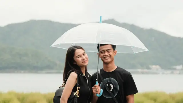 7 Potret Pratama Arhan Unggah Momen Bucin Bareng Azizah Salsha Ini Tuai Sorotan