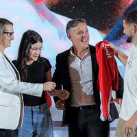 Foto: Ajak Keluarga ke Indonesia, Sinyal Totalitas John Herdman untuk Bawa Garuda Terbang Tinggi ke Piala Dunia