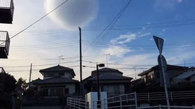 [Bintang] Awan Bola Salju Mengagumkan Tampak di Langit Jepang, Sudah Lihat?
