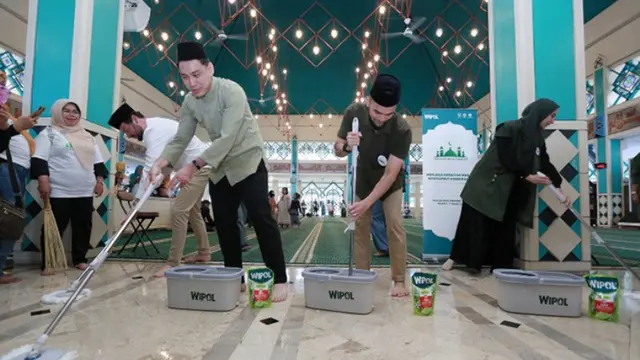 Gerakan Masjid Bersih 2025 Angkat Kembali Peran Marbut yang Sangat Dihargai Nabi Muhammad.  (Liputan6.com/Henry)