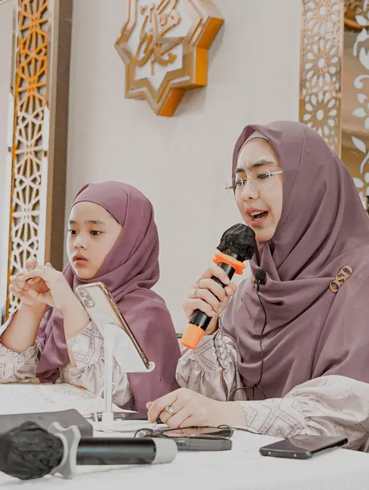 <p>[Instagram/okisetianadewi]</p>