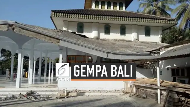 Gempa Bali magnitudo 5,8 terasa hingga daerah Banyuwangi Jawa Timur. Getaran keras membuat sejumlah bangunan rumah roboh. Salah satu masjid bahkan roboh atapnya.
