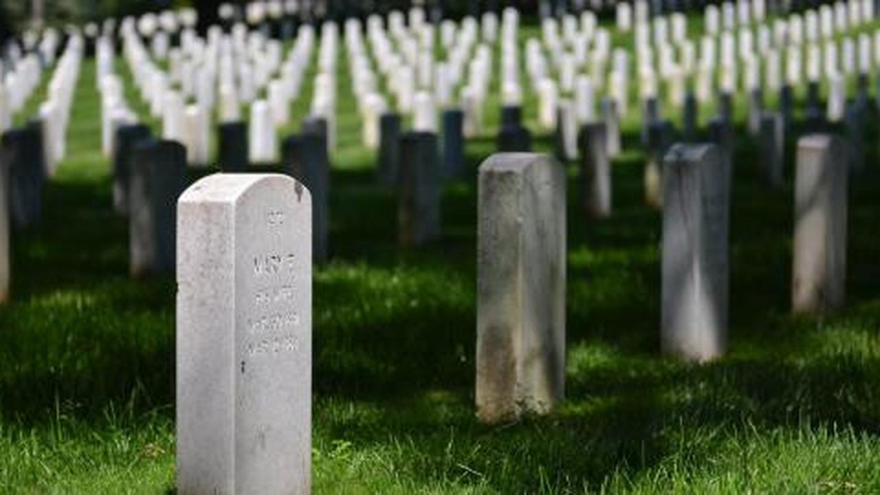 Makam dirusak, jasad dan kain kafan diincar untuk pesugihan