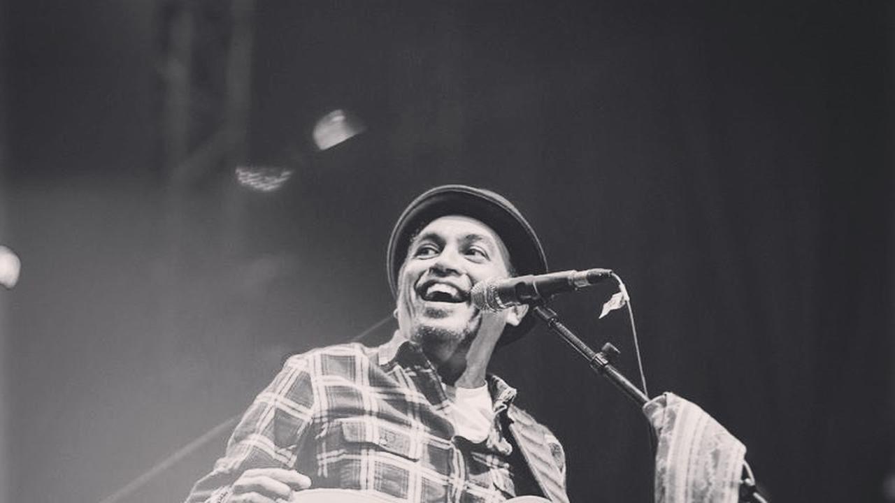 Selalu Peduli Sesama, Ini 7 Aksi Luar Biasa yang Pernah Dilakukan Glenn Fredly