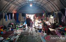 Banjir Binuang Serang Tak Kunjung Surut, Warga Harapkan Bantuan Air Bersih dan Perbaikan Tanggul Mendesak