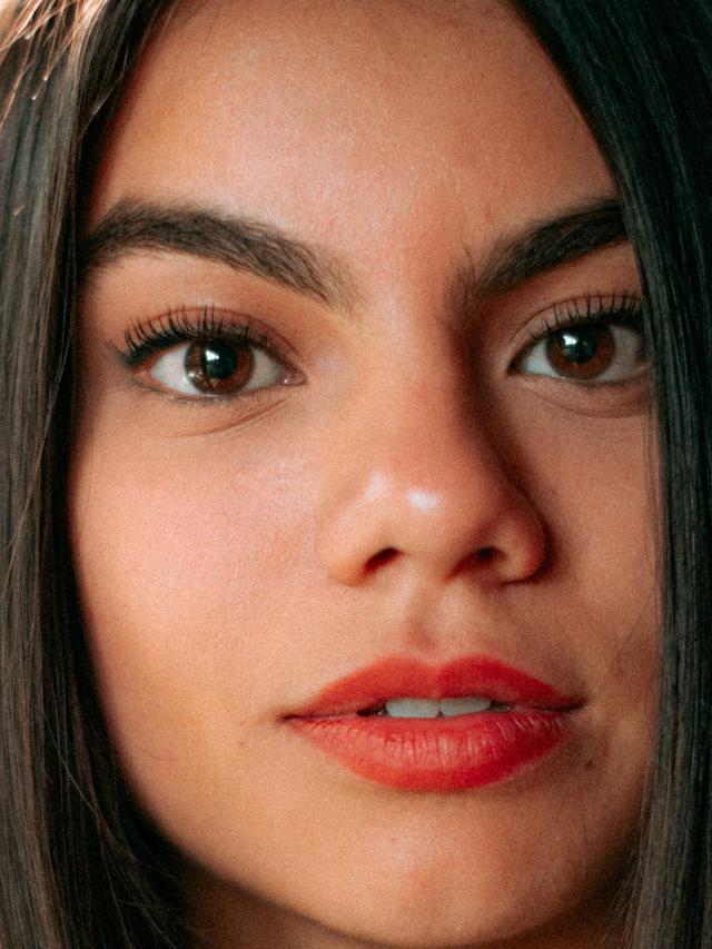 Pilih Lipstick merah yang tepat untuk wajah