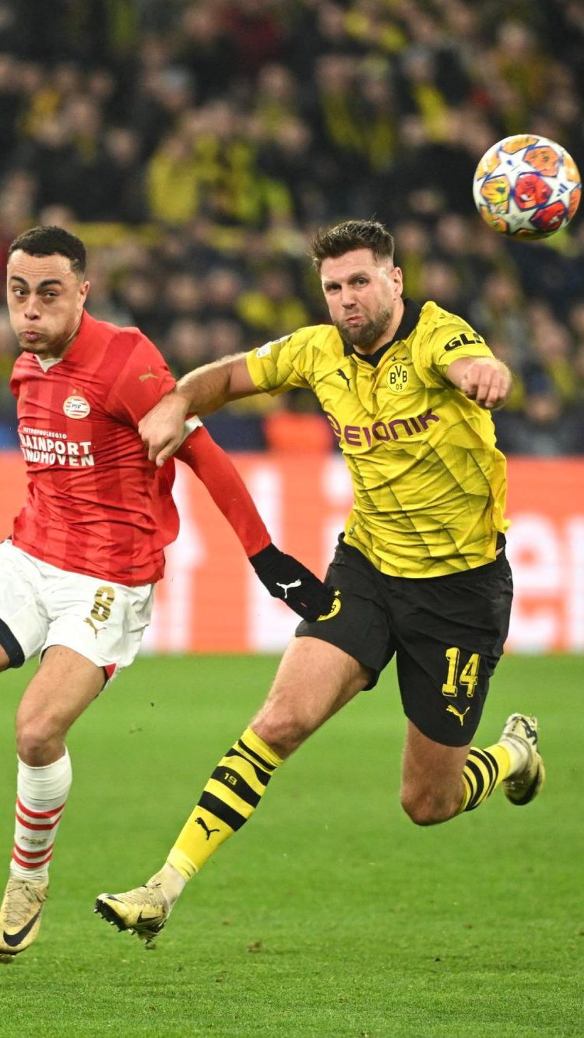 Sejak awal laga, Borussia Dortmund langsung tampil agresif.&nbsp;Ina Fassbender/AFP<br>