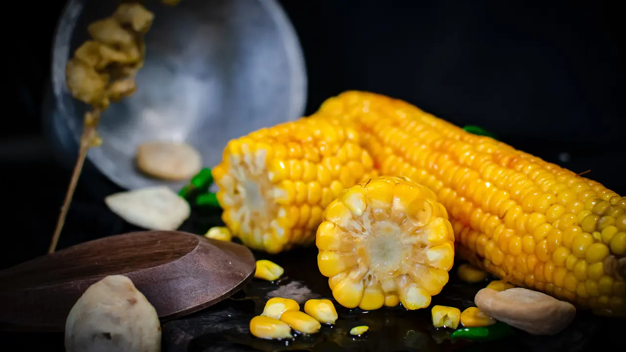 ilustrasi jajanan kaki lima yang baik untuk diet/unsplash