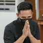 Terdakwa kasus pembunuhan berencana Brigadir Yosua Hutabarat, Richard Eliezer bersiap menjalani sidang pembacaan duplik atas replik Jaksa Penuntut Umum (JPU) di Pengadilan Negeri Jakarta Selatan, Kamis (2/2/2023). Untuk diketahui, majelis hakim akan menjatuhkan vonis kepada Richard Eliezer setelah menyampaikan duplik. (Liputan6.com/Faizal Fanani)