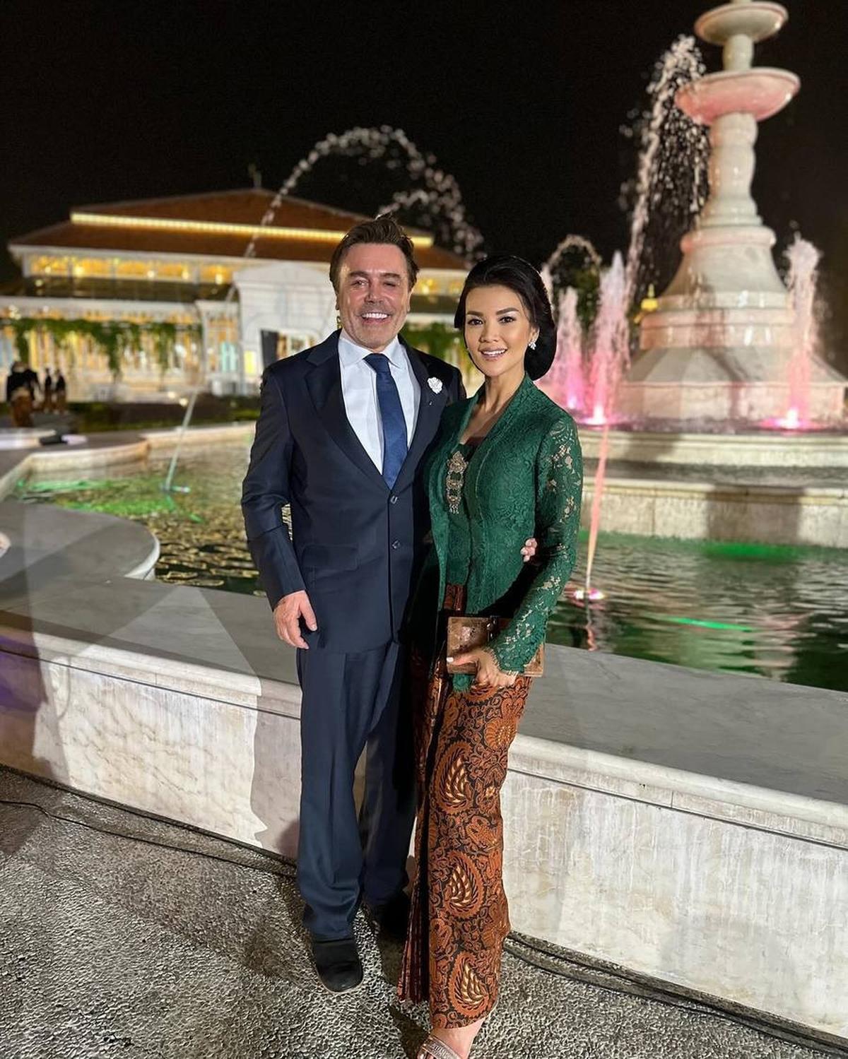 Sebelumnya, Farah Quinn sering terlihat menikmati liburan romantis bersama suaminya, baik di dalam negeri maupun ke luar negeri.<br>